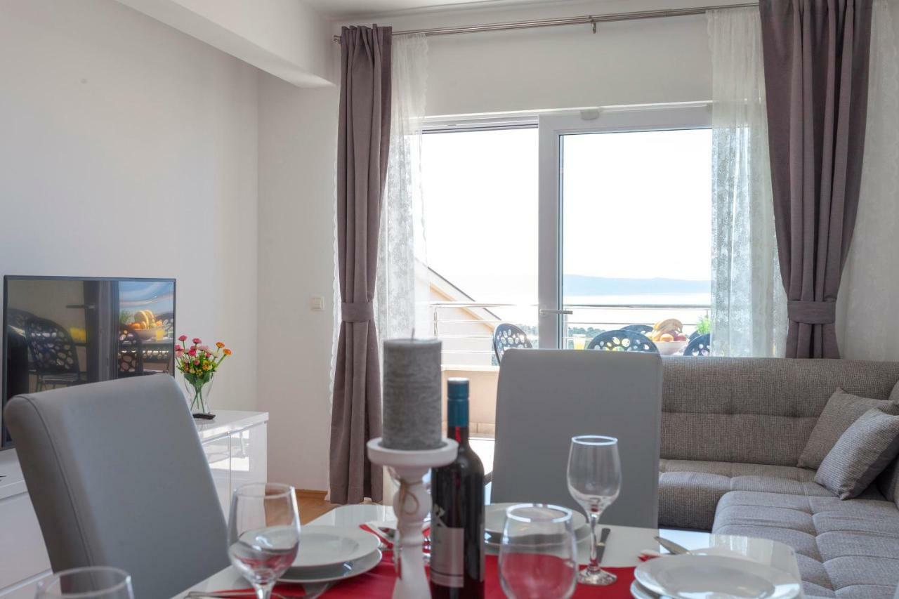Apartments Dora Makarska Buitenkant foto