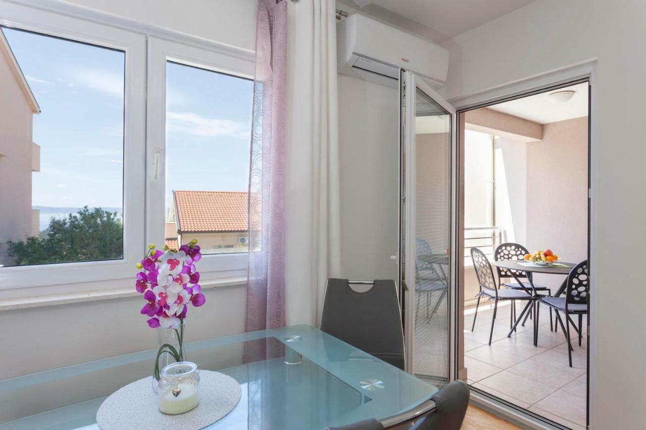 Apartments Dora Makarska Buitenkant foto