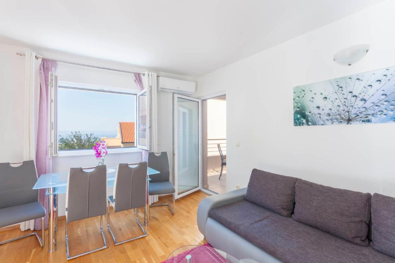 Apartments Dora Makarska Buitenkant foto